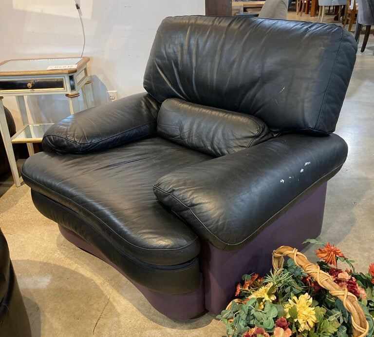 Postmodern Leather Swivel Armchair CHAIR Purple/Black 45w40d30h