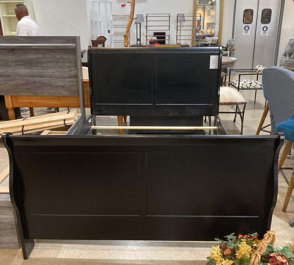 Queen Wood Sleigh Bed BEDS Black 62w92d47h