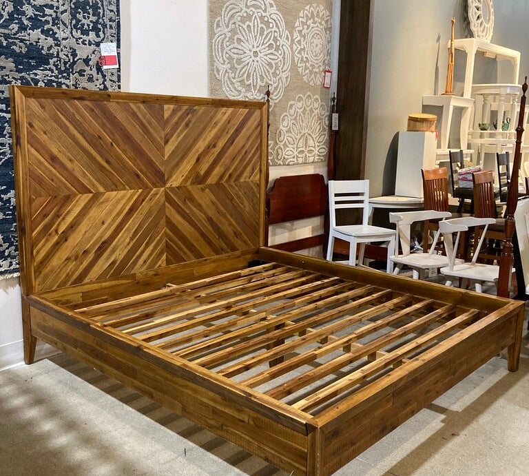 West Elm Alexa Reclaimed Wood King Bed BEDS 80w86d64h