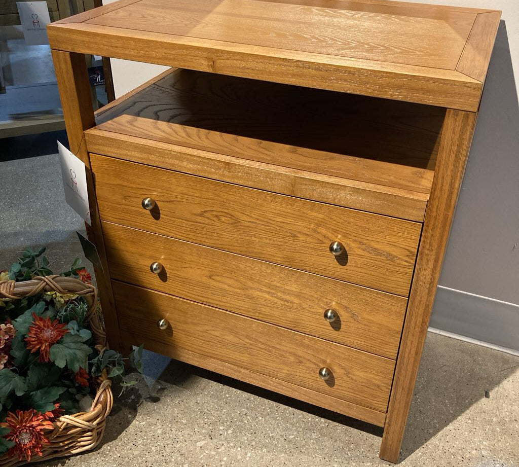 Celine 3-Drawer DRESSERS/CHESTS 28w17.5d33h