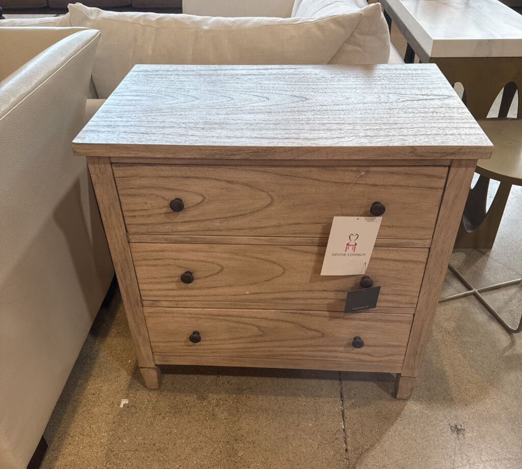 Flagstaff 3-Drawer DRESSERS/CHESTS 30w18d30h