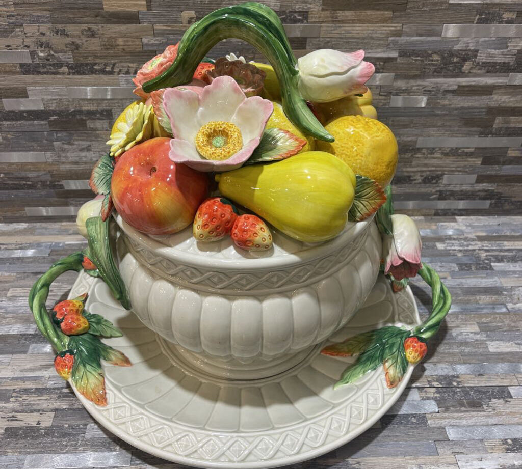 Signature Collection Harvest Tureen & Platter GIFT 18Wx16Dx15H