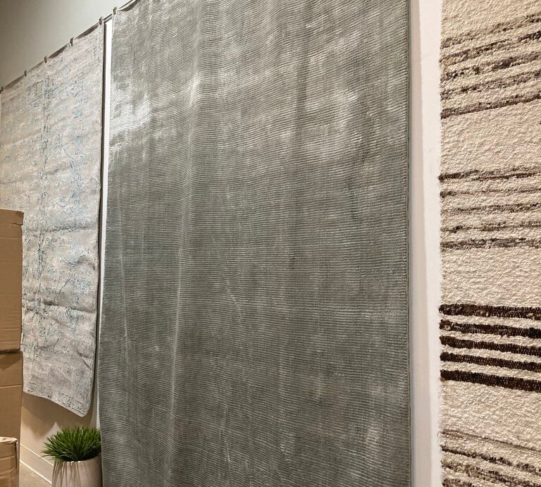 Safavieh Mirage Hand Loomed RUG Light Blue 9'x12'