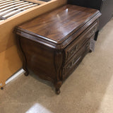 Hickory French Provincial Louis XV Carved Walnut 2-Drawer DRESSERS/CHESTS 38w20d24h