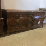 Hickory French Provincial Louis XV Carved Walnut 9-Drawer DRESSERS/CHESTS 77w20d32h
