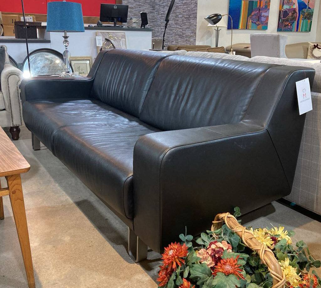 Piero Lissoni for Cassina Modern Leather w/ Sculptural Metal Base SOFA Black 88Wx39Dx32H