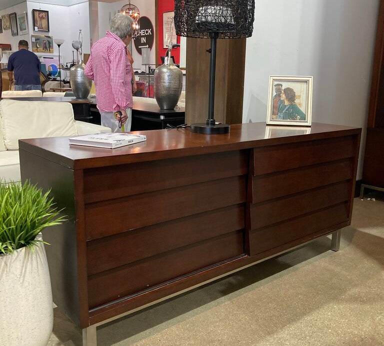 Ethan Allen Nigel BUFFET/SIDEBOARD 70w20d30h
