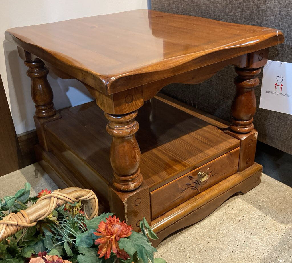 Solid Colonial Style 1-Drawer NIGHTSTAND 23w27d21h