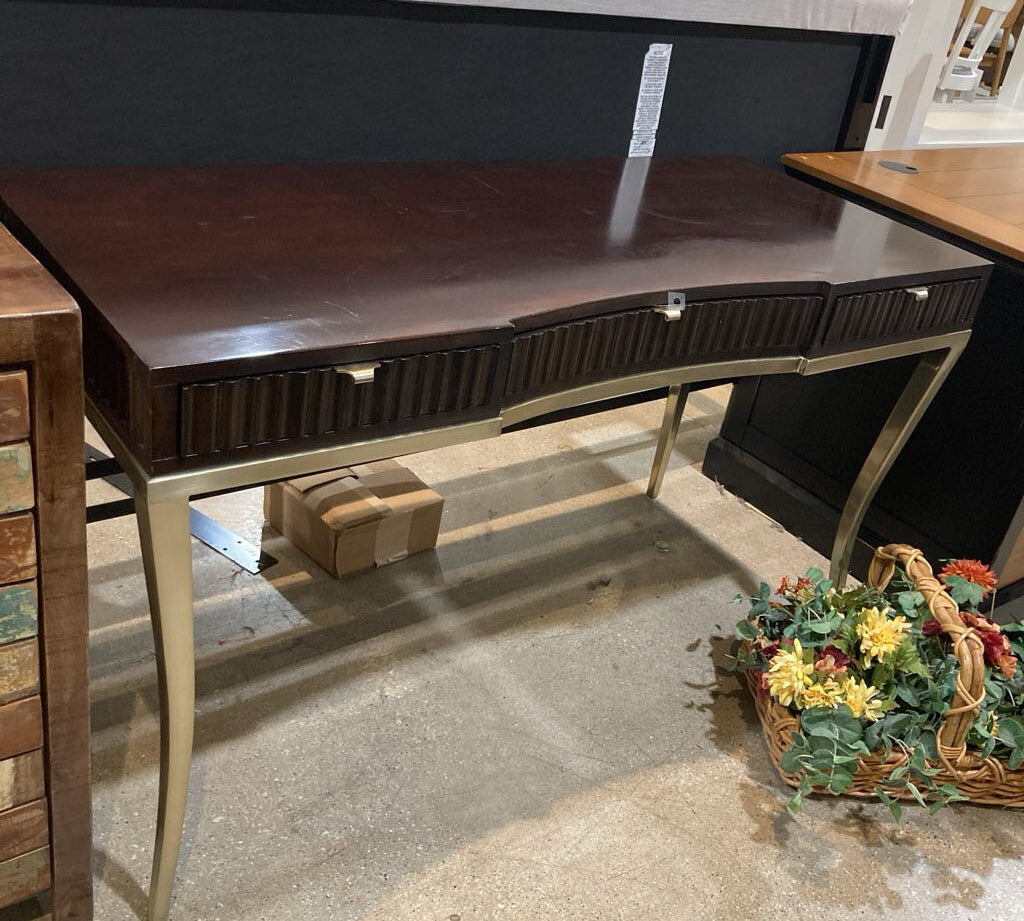 Bernhardt Miramount 3-Drawer DESKS 54.5Wx23.5Dx30.5H