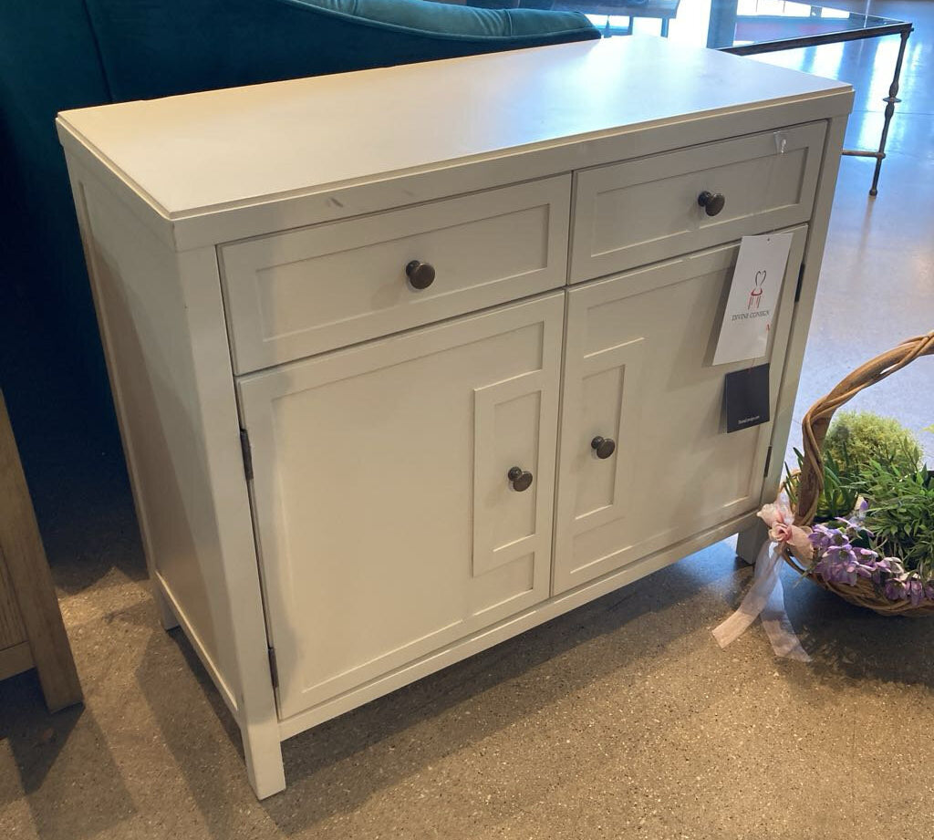 Imperial Accent Console Cabinet FURNITURE White 31w14d26.5h