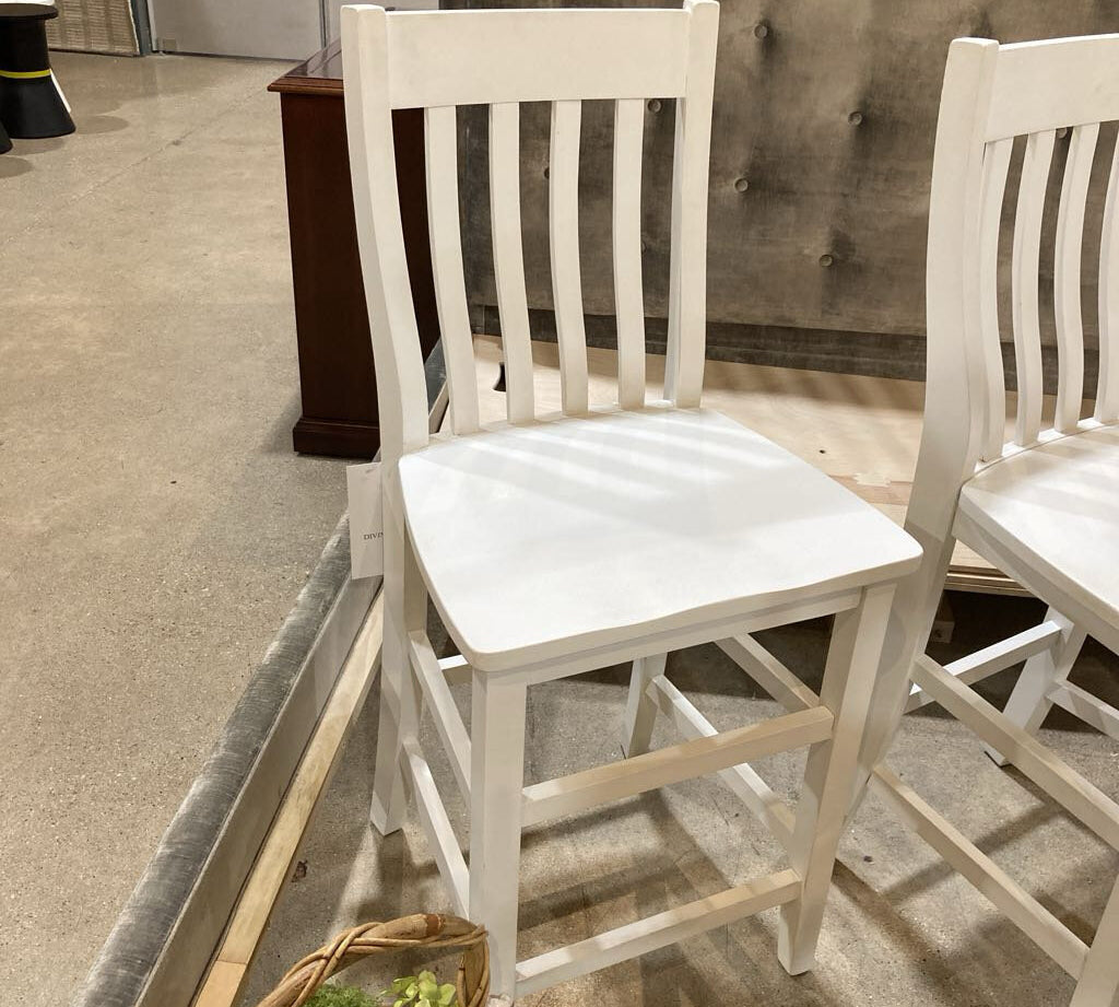 Traditional Slat Back Counter BAR/COUNTER STOOL White 19w17d41h