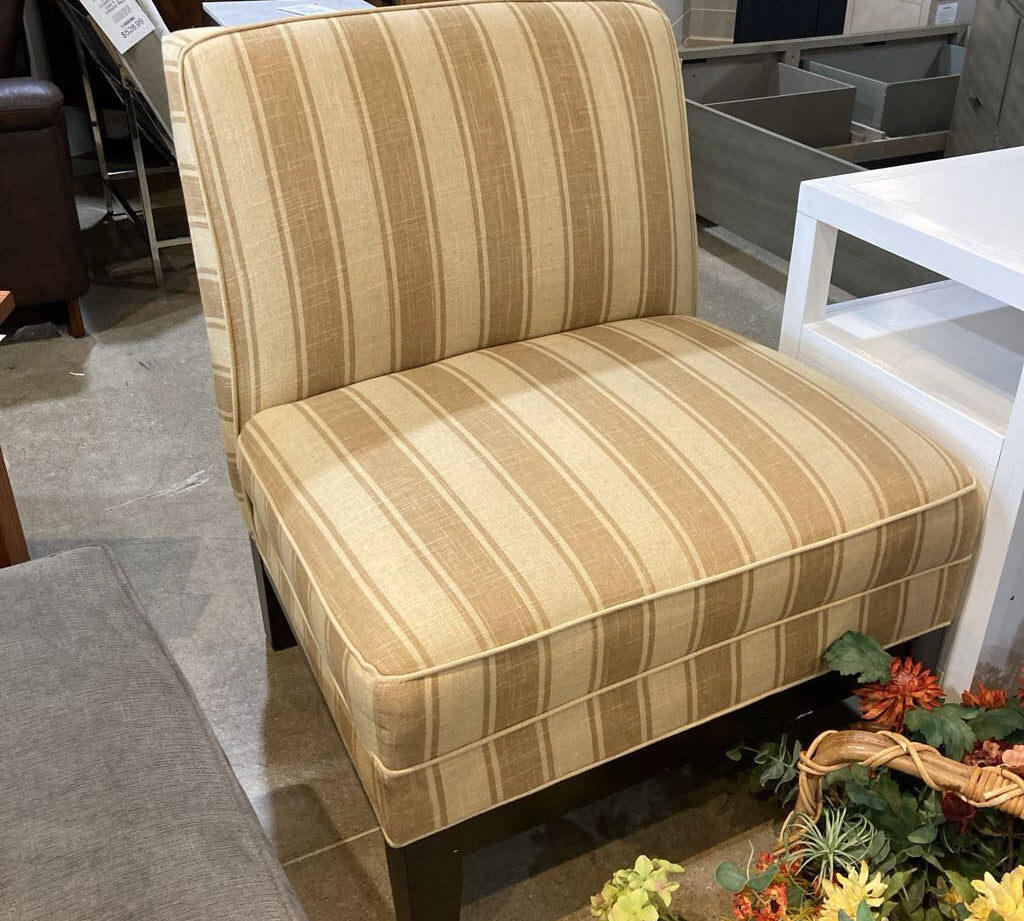 Upholstered Armless Striped Accent Chair CHAIR 30w27d34h
