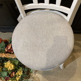 Presque Isle Wood Counter Height Swivel BAR/COUNTER STOOL White 17.5w19d39h