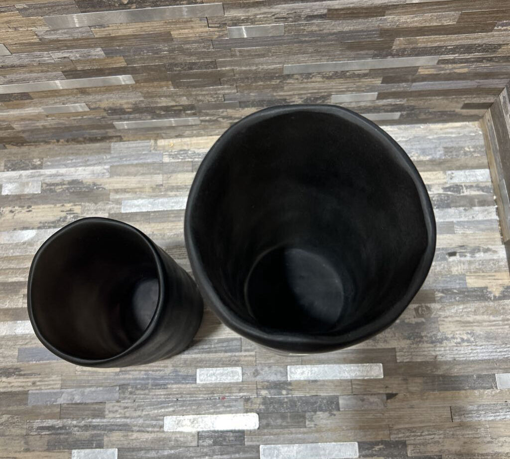 Tina Frey 2pc Set HALO Vases ACCESSORIES Black 5.5d12h