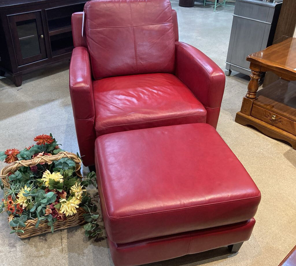 Leather Armchair w/ Ottoman CHAIR Red 33w34d34h