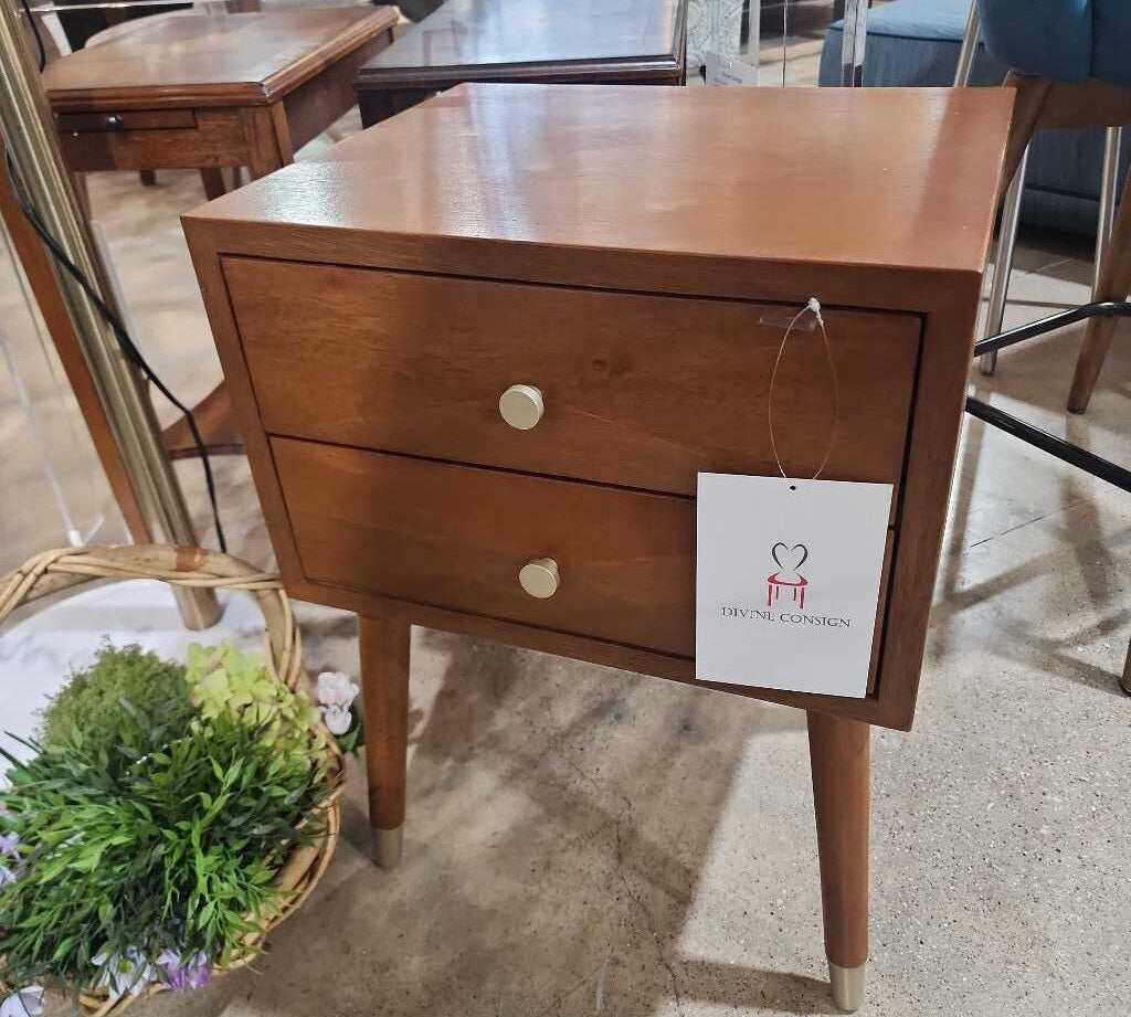 2-Drawer MCM Style NIGHTSTAND 18Wx15Dx24H