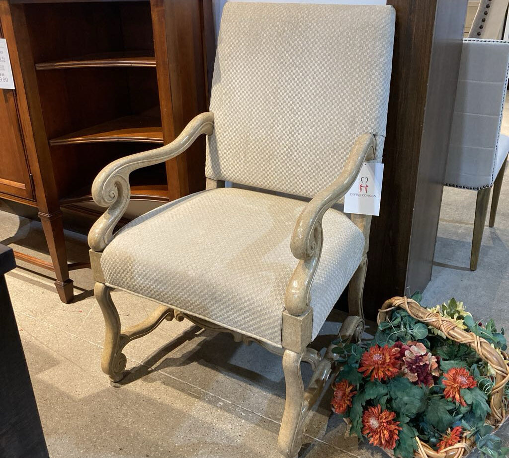 Marge Carson Elegant French Louis XIV Armchair CHAIR 27w28d42h