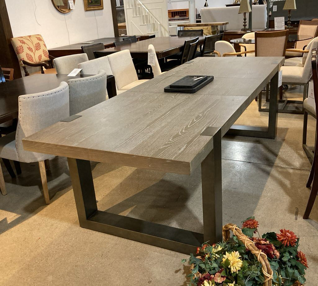 Universal Furniture Desmond Modern w/ Metal Legs w/ 1 22" Leaf DINING TABLE