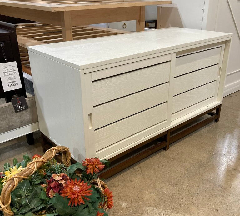 Crate & Barrel Clapboard Media Sliding Front Drawers MEDIA CONSOLE 48Wx20Dx26H