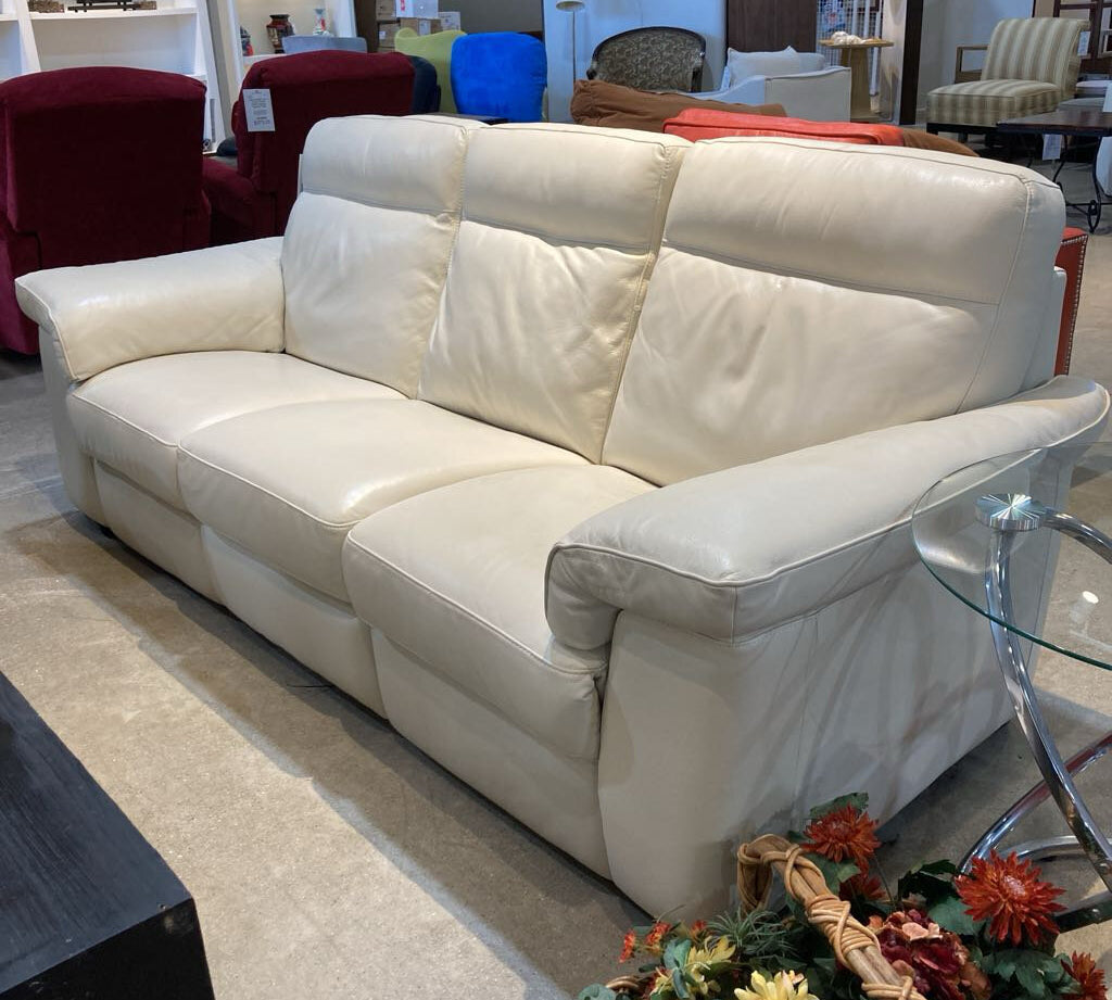 Natuzzi Editions 3-Seat Leather Brivido Reclining SOFA Off White 88Wx37Dx35H