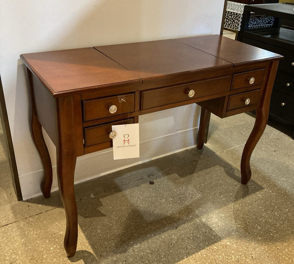Traditional Wooden Makeup Vanity DESKS 43w18d30h
