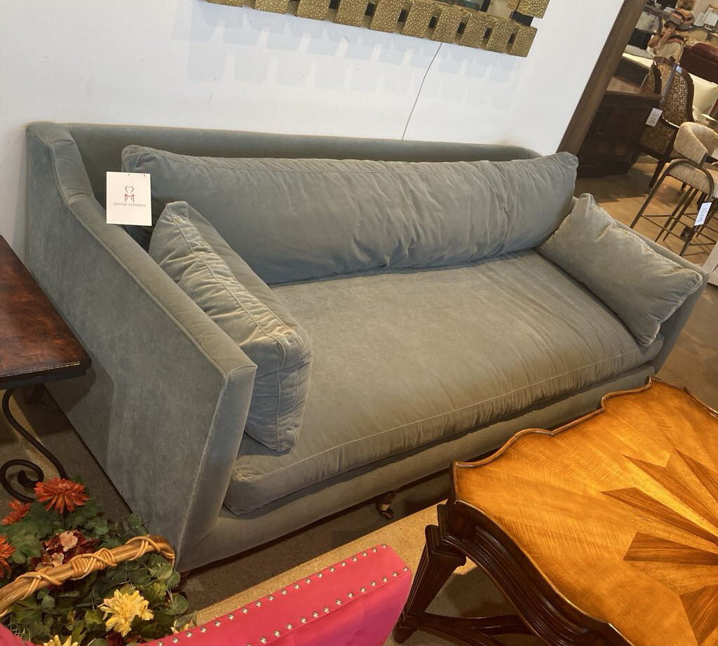 Robin Bruce Madeline Down Filled SOFA Blue 90Wx40Dx32H