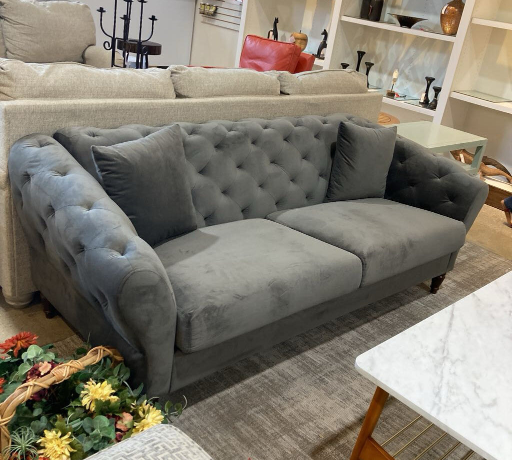 Chesterfield Style Velvet SOFA Gray 81w34d29h
