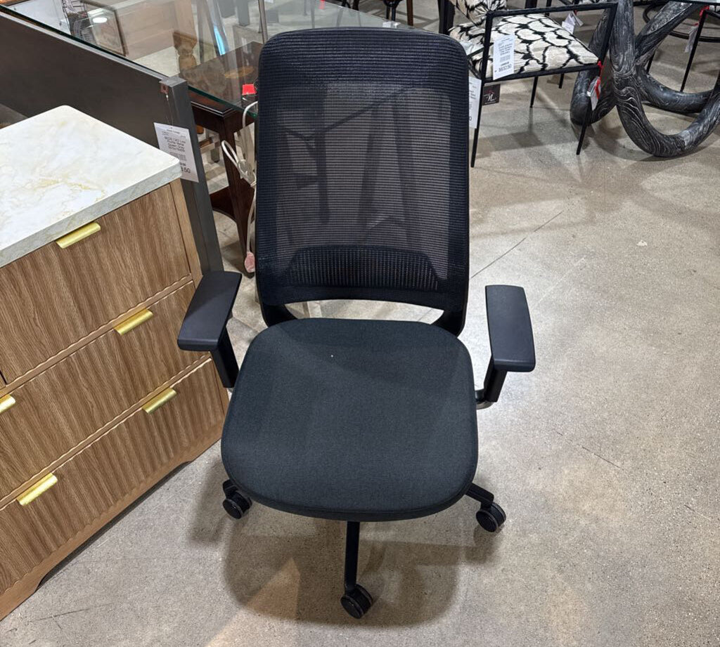Rypen Bulb Task Chair OFFICE CHAIRS 25w22d41h