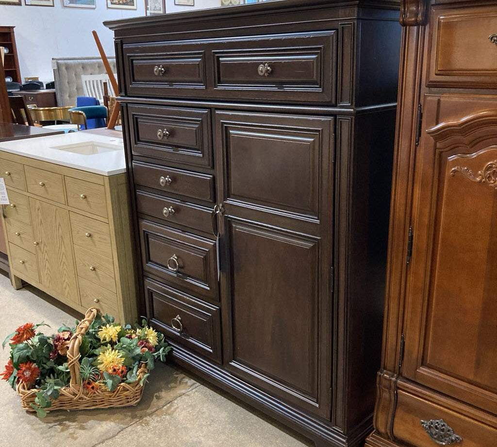 Universal Furniture Park Hill Mansion Tall Chest DRESSERS/CHESTS 48w19d58h