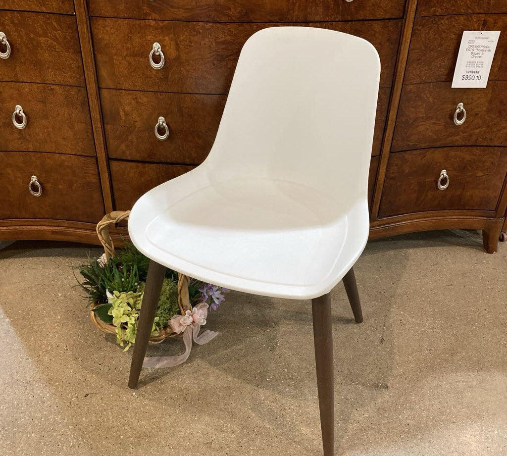 GRONSTA Molded DINING CHAIRS White/Walnut 20.5w19d31h