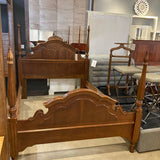 Traditional Solid Wood Four-Poster Queen Bed BEDS 63w88d67h