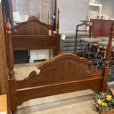 Traditional Solid Wood Four-Poster Queen Bed BEDS 63w88d67h