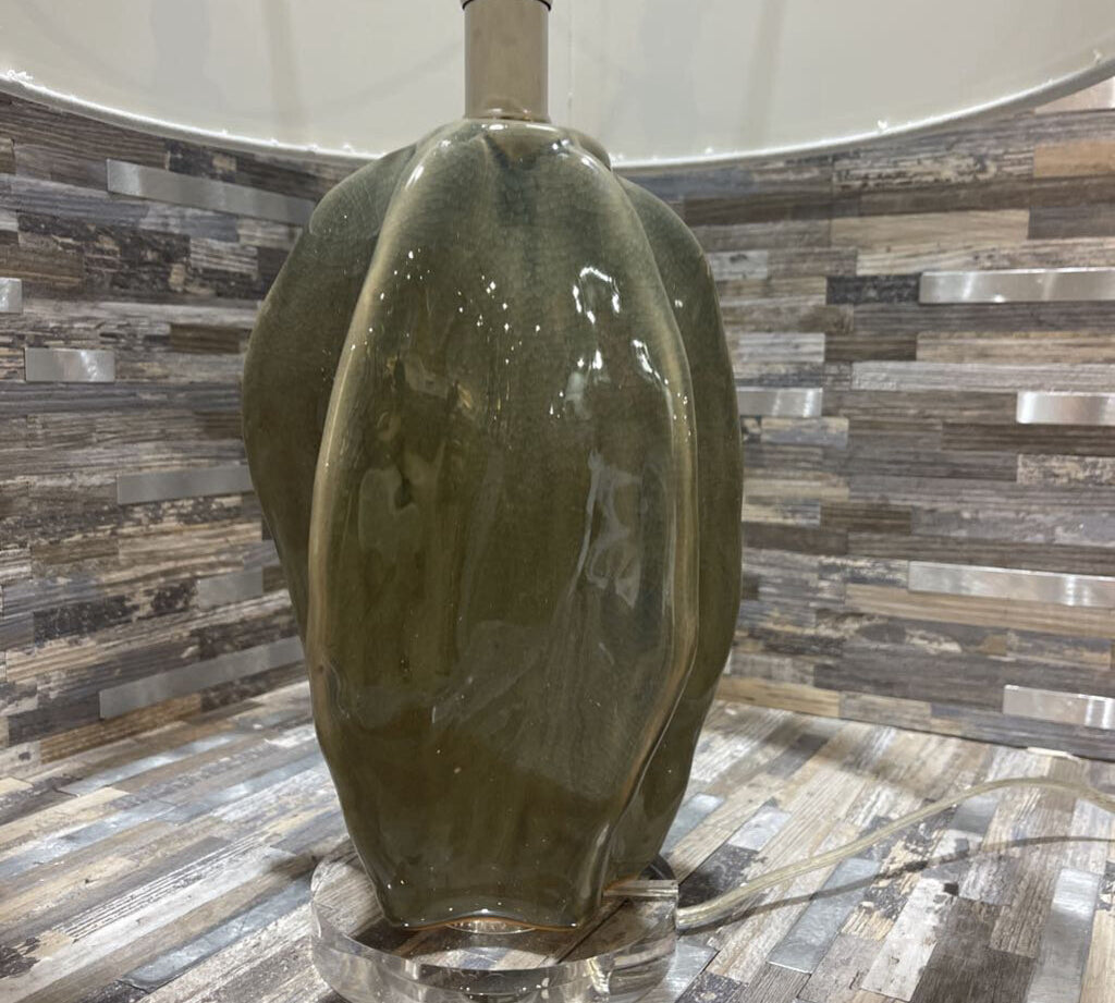 Ceramic Gourd Shaped Base w/ Linen Drum Shade TABLE LAMP 15Wx21H