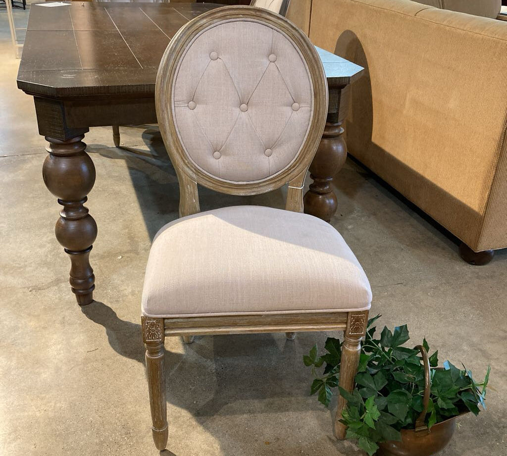Safavieh Holloway Tufted Oval DINING CHAIRS Beige/Rustic Oak 20w24d39h