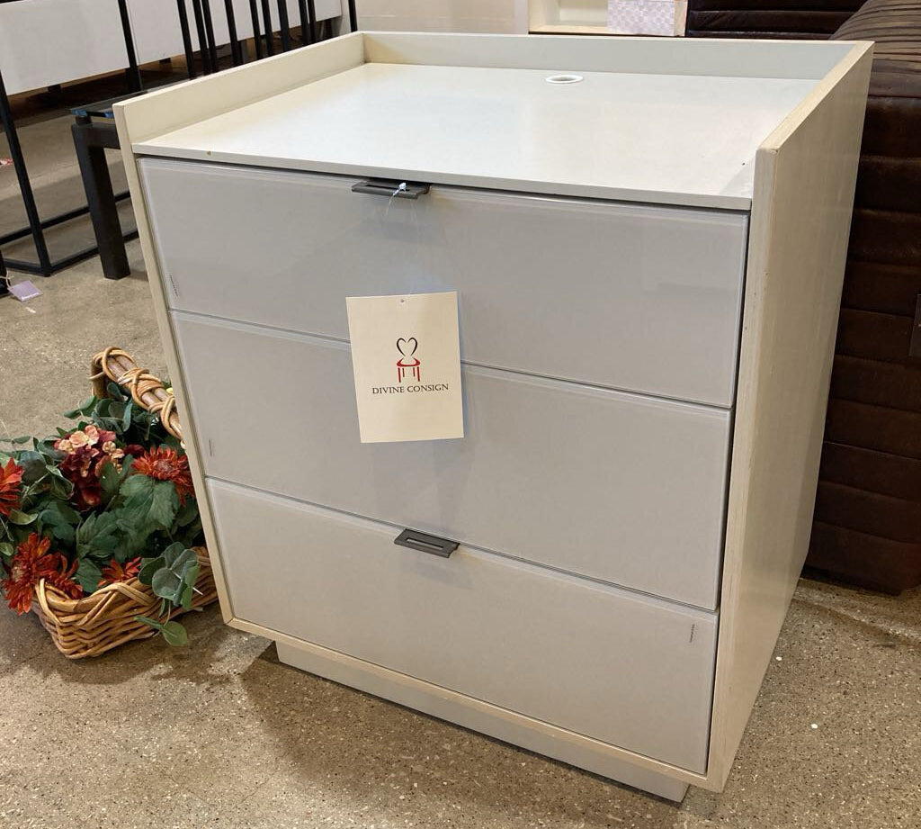 Caracole Expressions 3-Drawer NIGHTSTAND Ash Taupe 26w18d28h