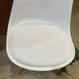 Taka Side Chair DINING CHAIRS White 19w17d32h