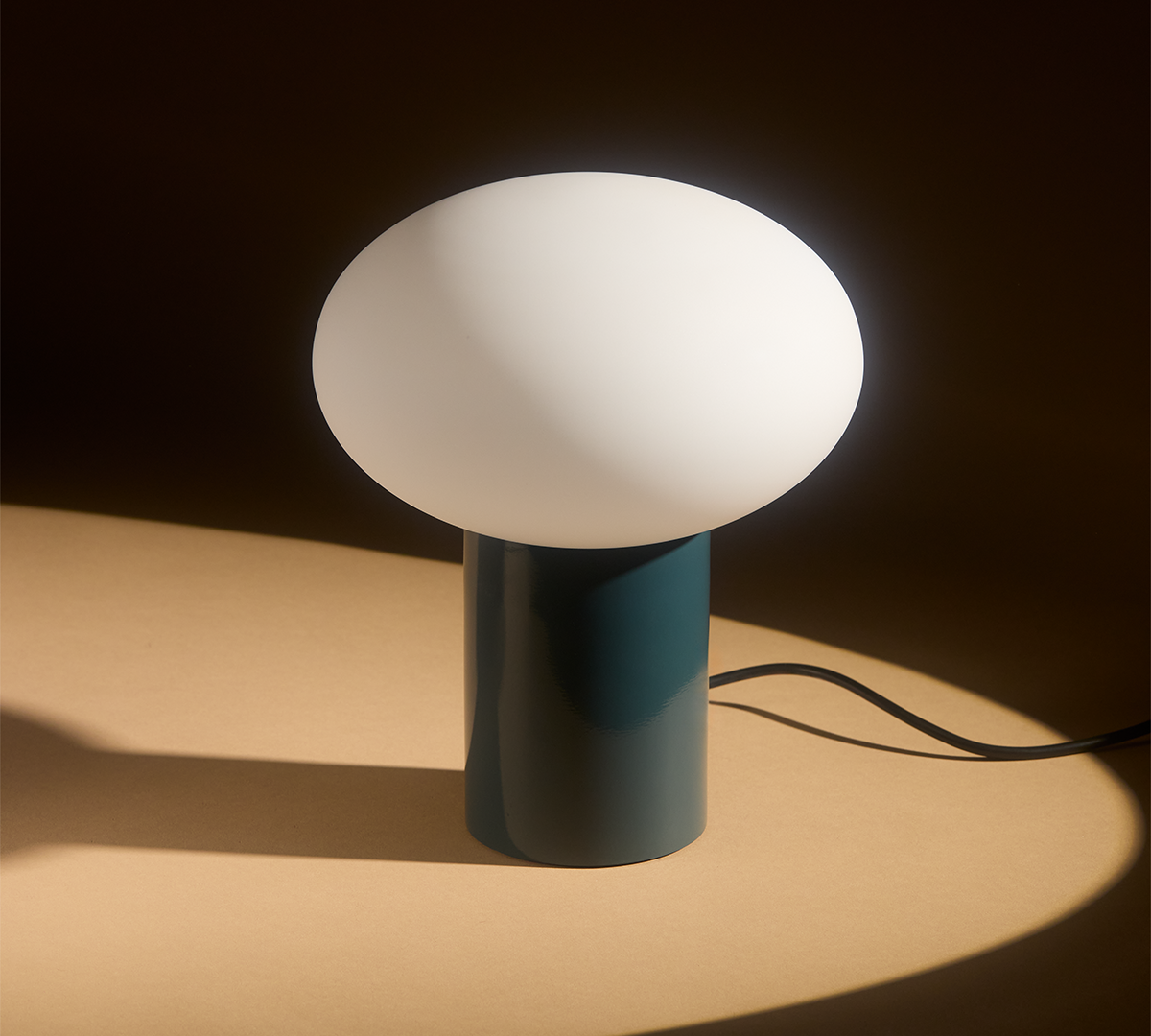 Ivy Table Lamp