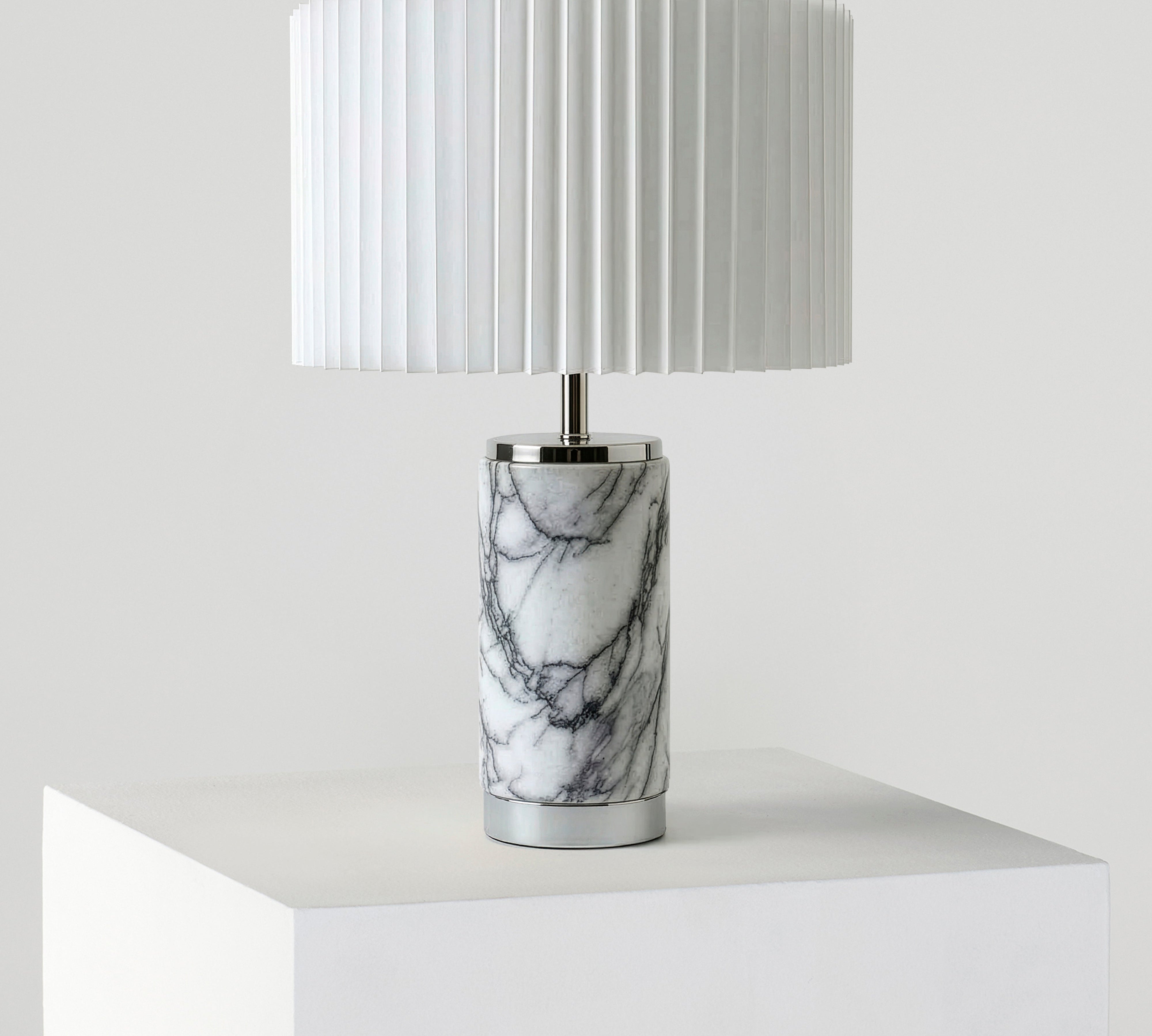 Arden USB Table Lamp
