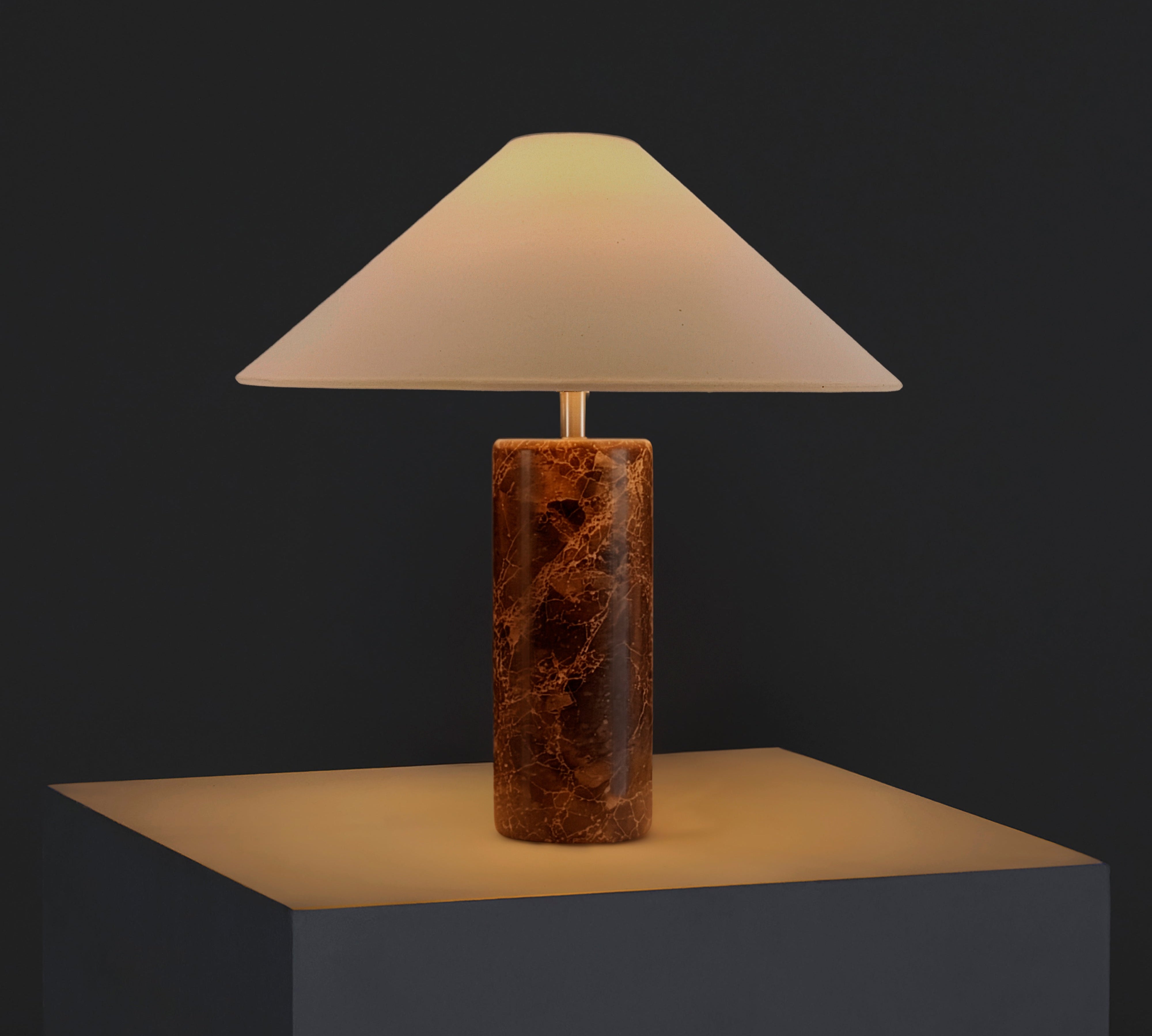 Runo Table Lamp
