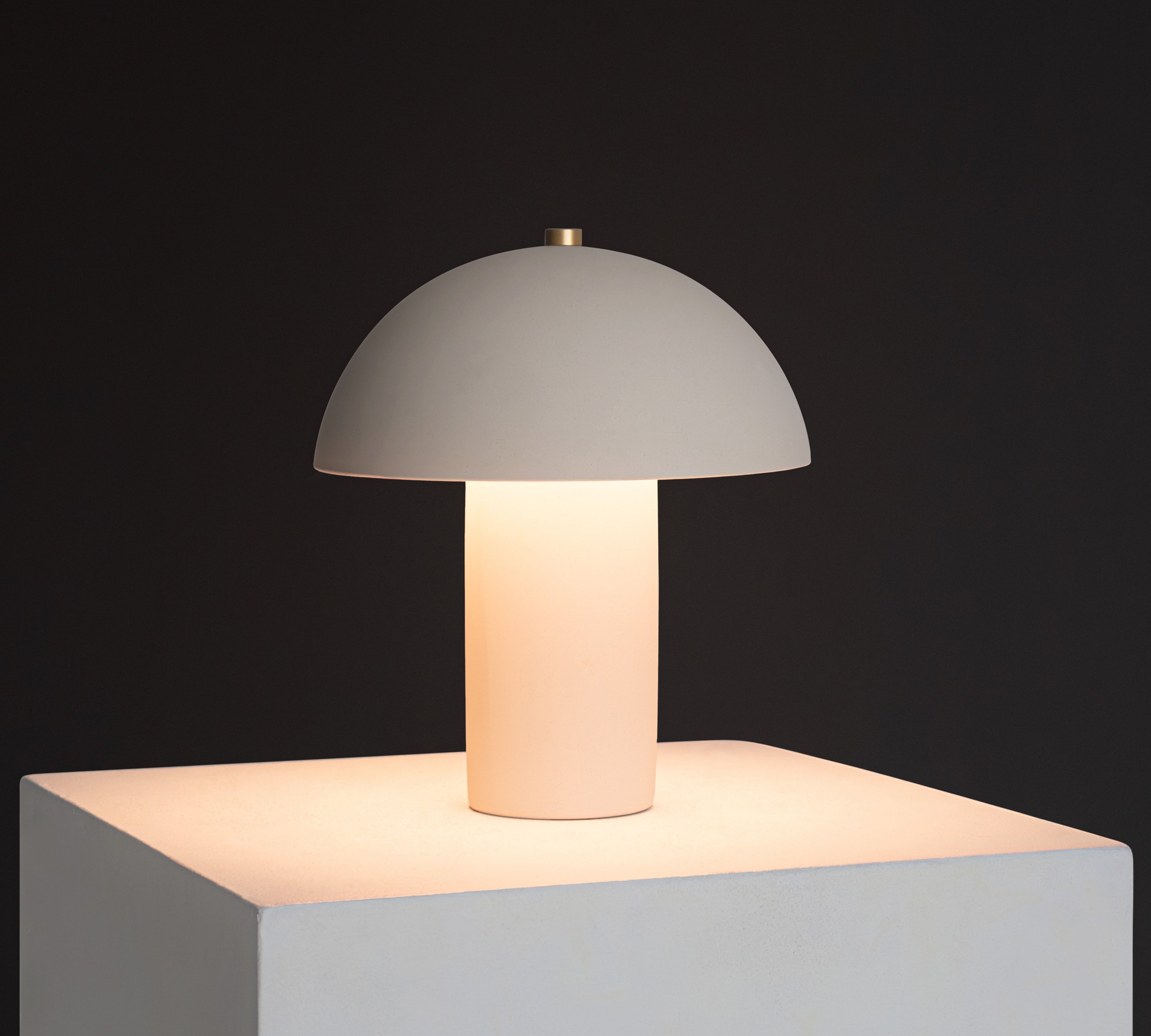 Alba Table Lamp
