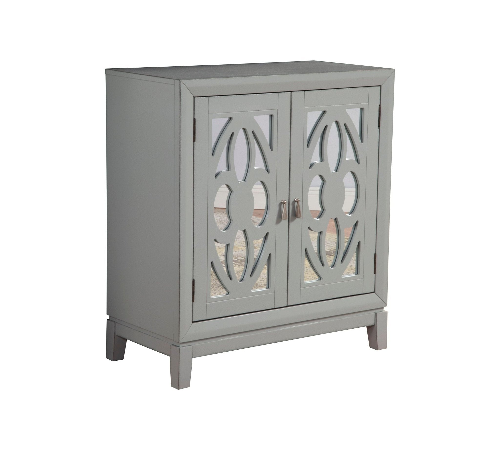 Clover Accent Chest
