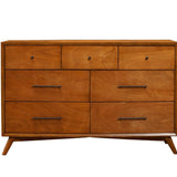 Flynn Dresser, Chestnut