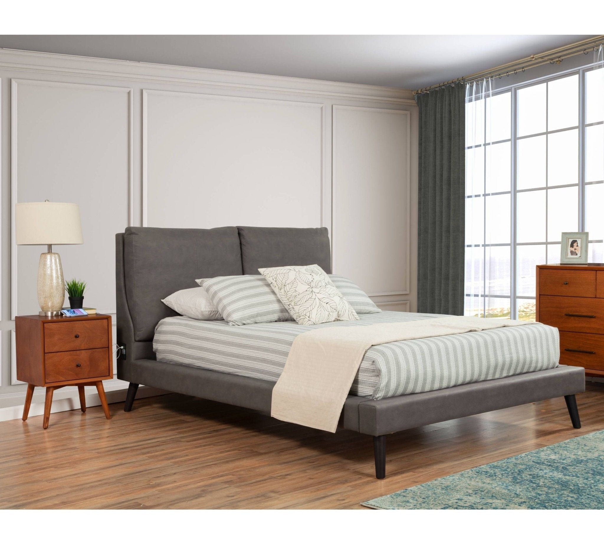 Gabriela Platform Bed