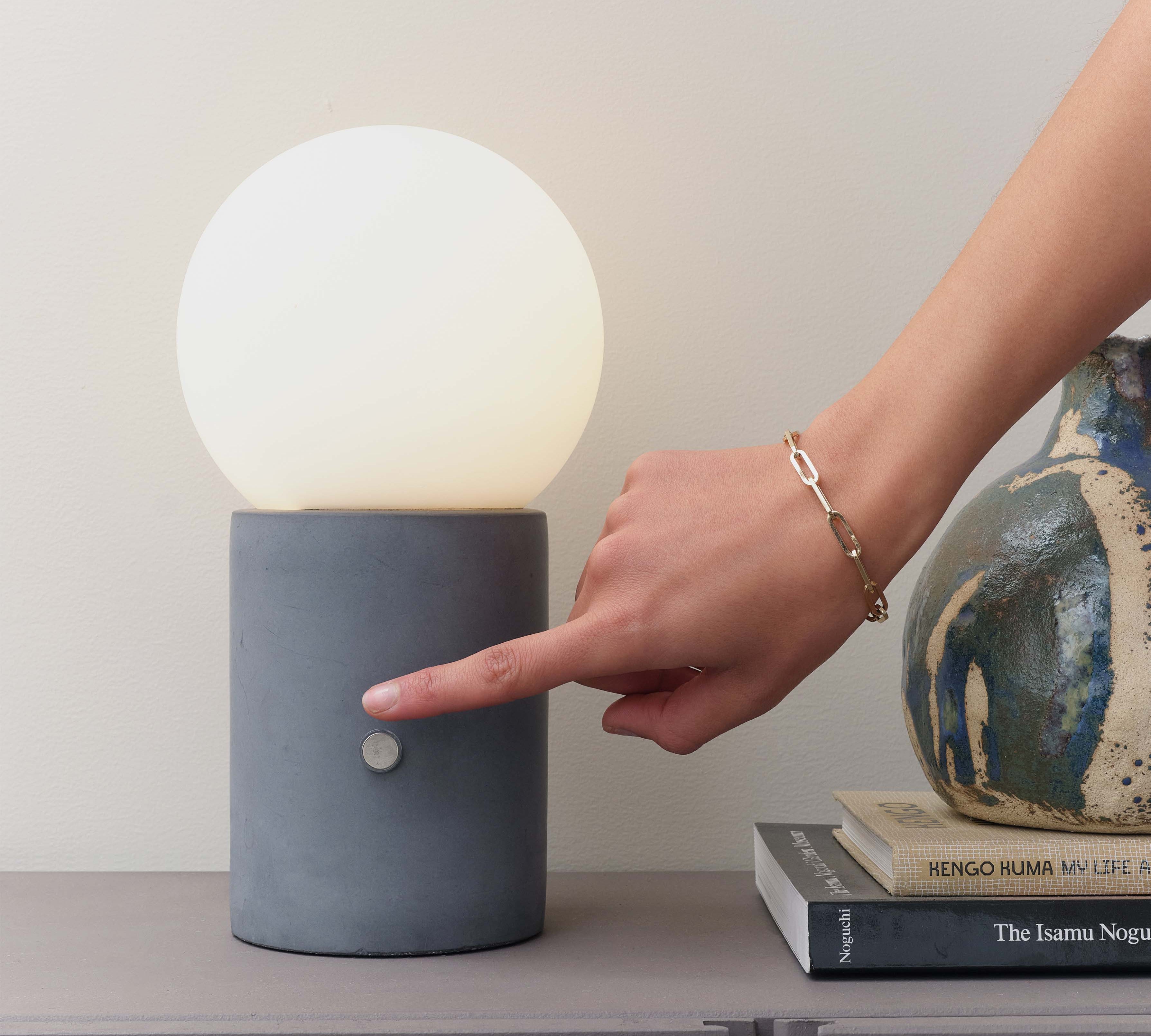 Kai Cement Lamp